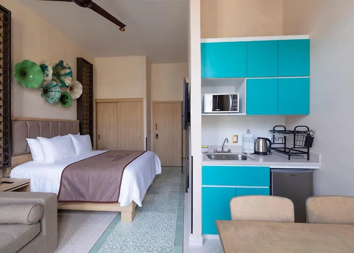 High End Few Steps From Bellas Artes